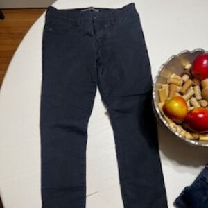 Express Black Jean leggings extreme stretch low rise  Size. 4R